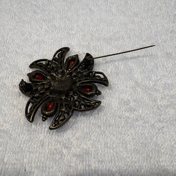 Vintage Maltese Cross Brooch Pin Unisex - Picture 7 of 7